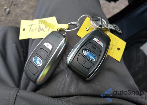 2025 Subaru Ascent Onyx Edition 7-Passenger z USA, uszkodzony, nr VIN 4S4WMAFDXS3436057